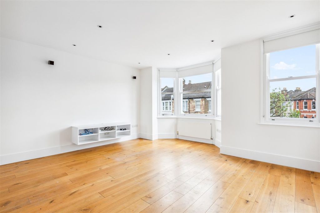 Property photo 1 of 15 9 (2).Jpg
