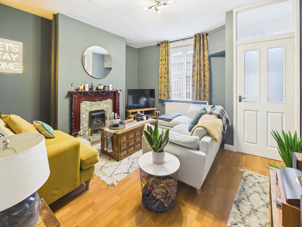 Property photo 2 of 22