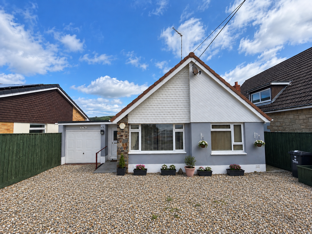 Property photo 2 of 29