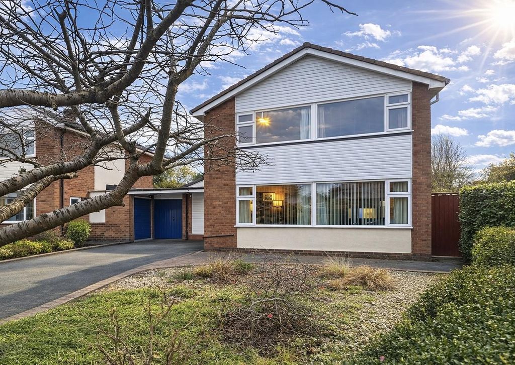 Property photo 1 of 28 03558C56-3Cb0-4B37-Aff6-43Cae1284602.Jpg