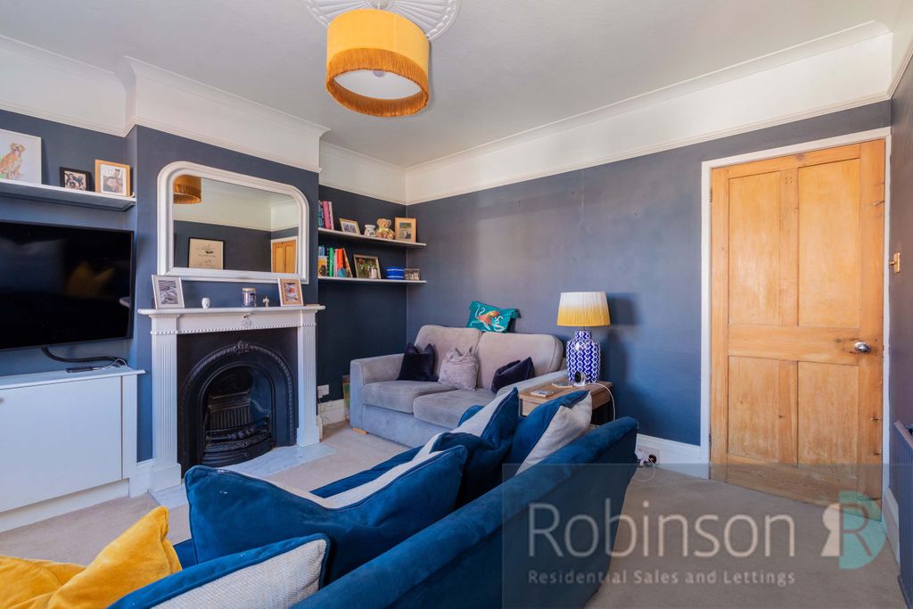 Property photo 2 of 19 65 Penyston Road-10