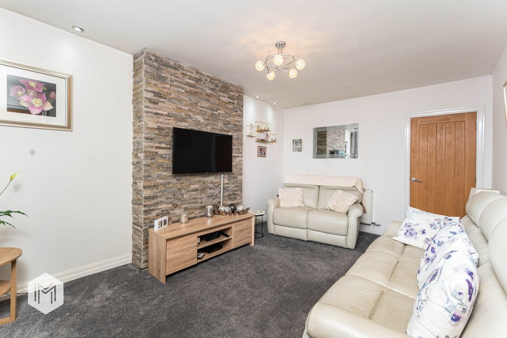 Property photo 3 of 20 Picture No. 16