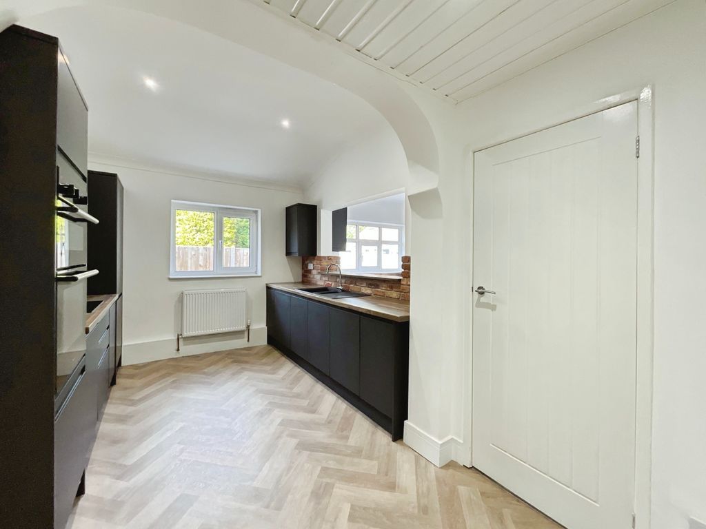 Property photo 3 of 19 Ff94Fc96-D-43F9-Ba93-4Fb7D08072F0-2676-0000012EE4D5977D