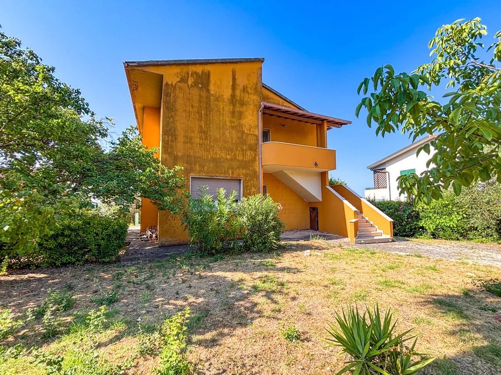 Property photo 3 of 43