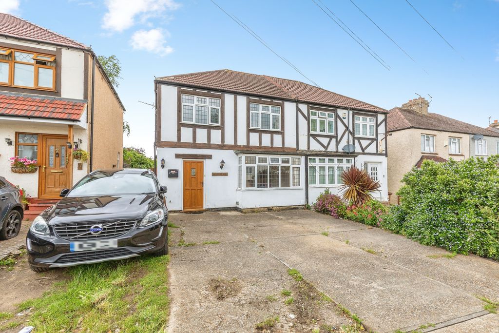 Property photo 1 of 18