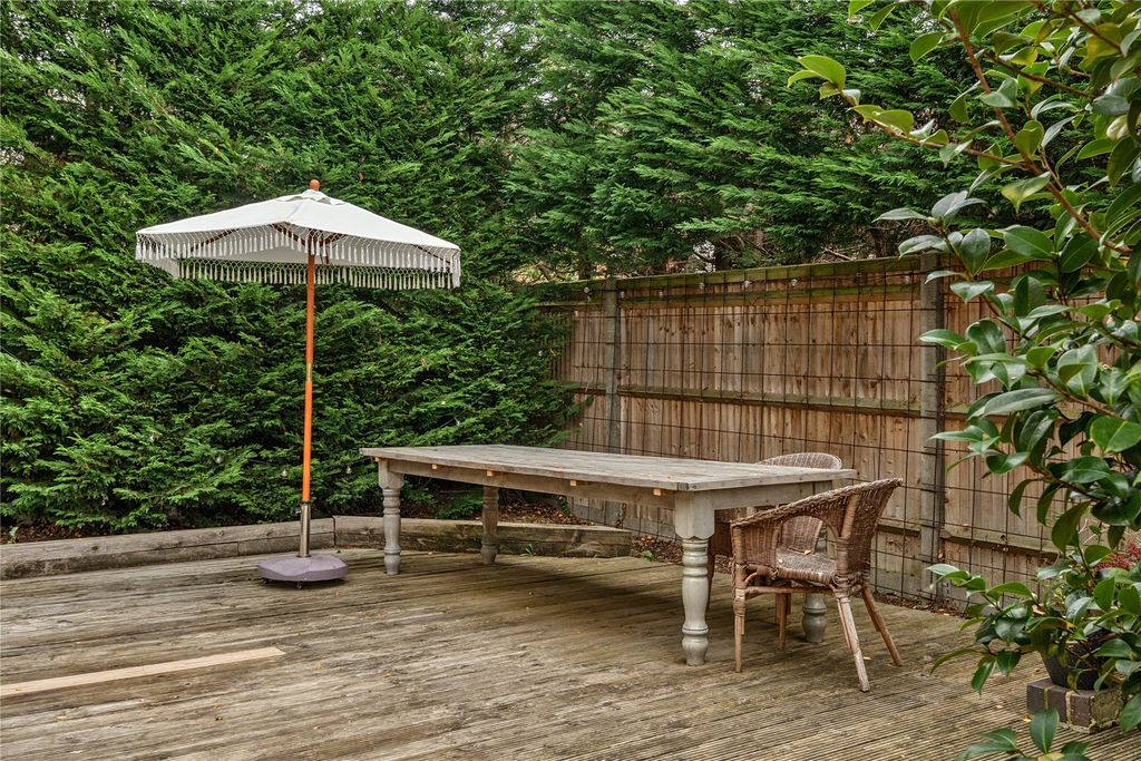 Property photo 3 of 26 Picture No. 02