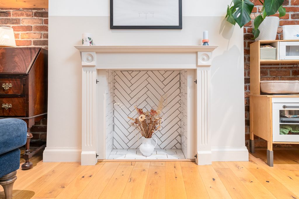 Property photo 3 of 17 Ndb04159-Edit