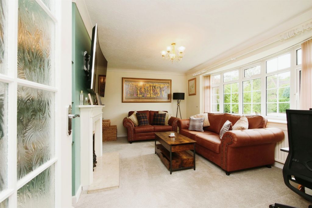 Property photo 2 of 17