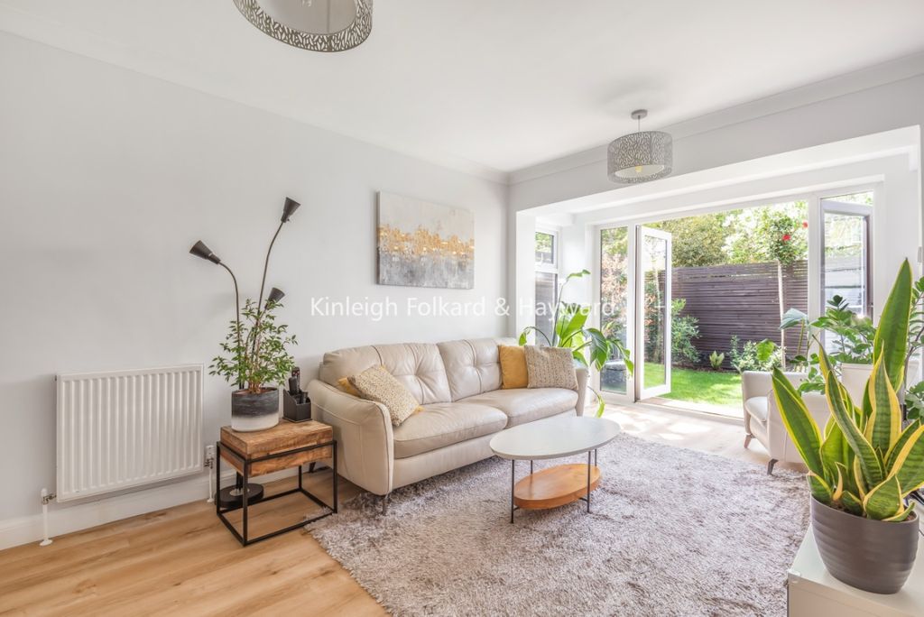 Property photo 1 of 7 9Ef2A4F0-5253-48Ad-A