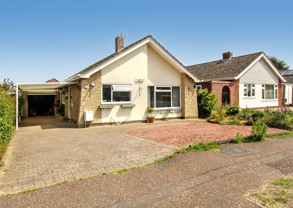 Property photo 1 of 16
