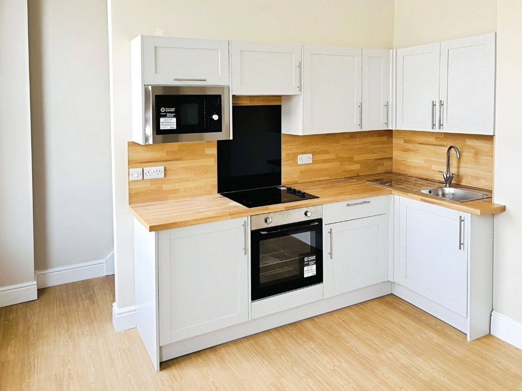 Property photo 2 of 6 Picture No. 01