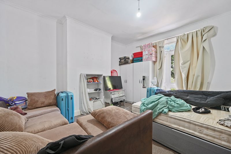 Property photo 3 of 13 Photo 2