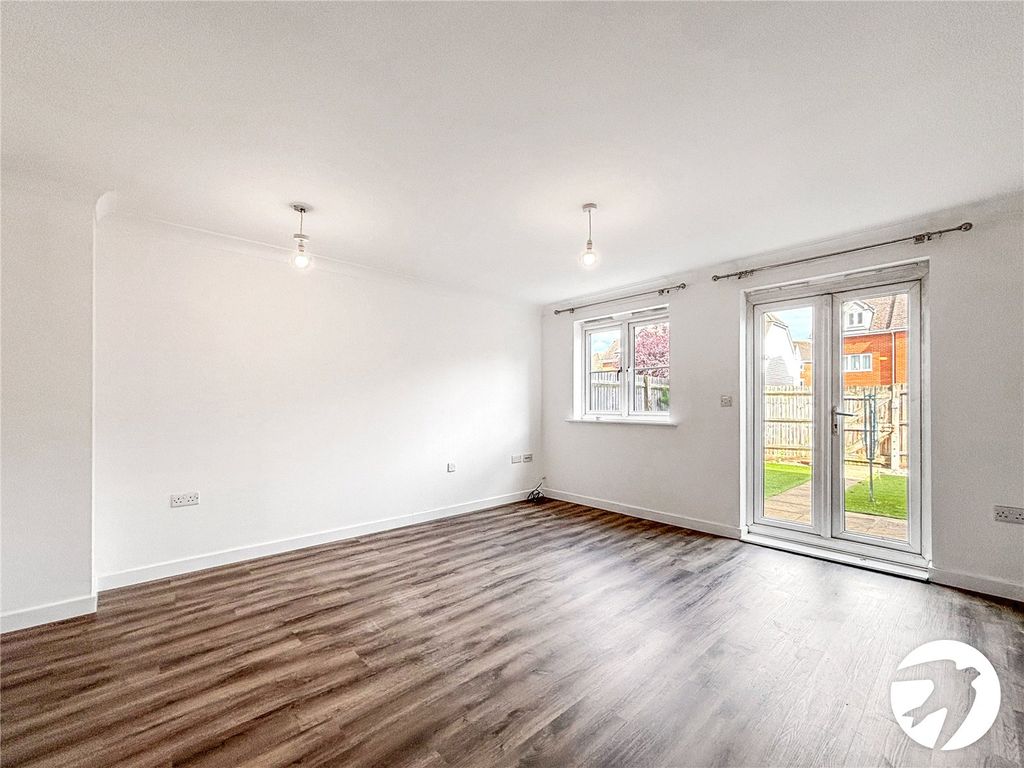 Property photo 2 of 18 Picture No. 07