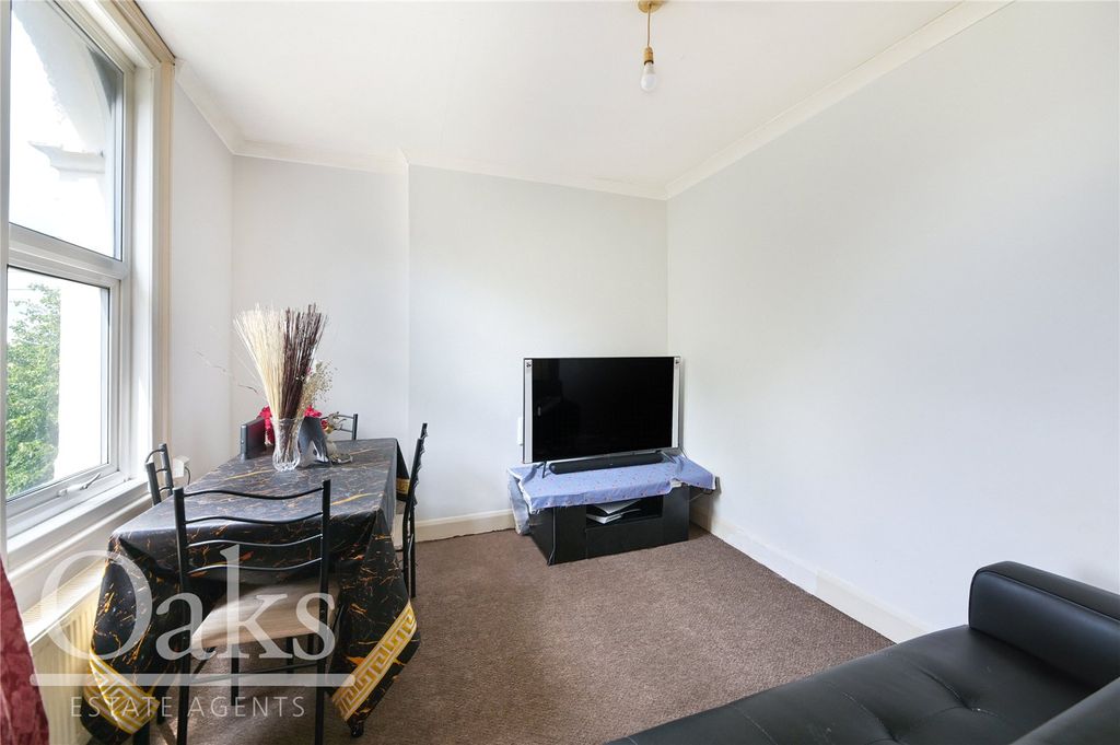 Property photo 2 of 8 Picture No. 07