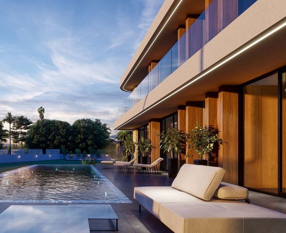 Property photo 1 of 4