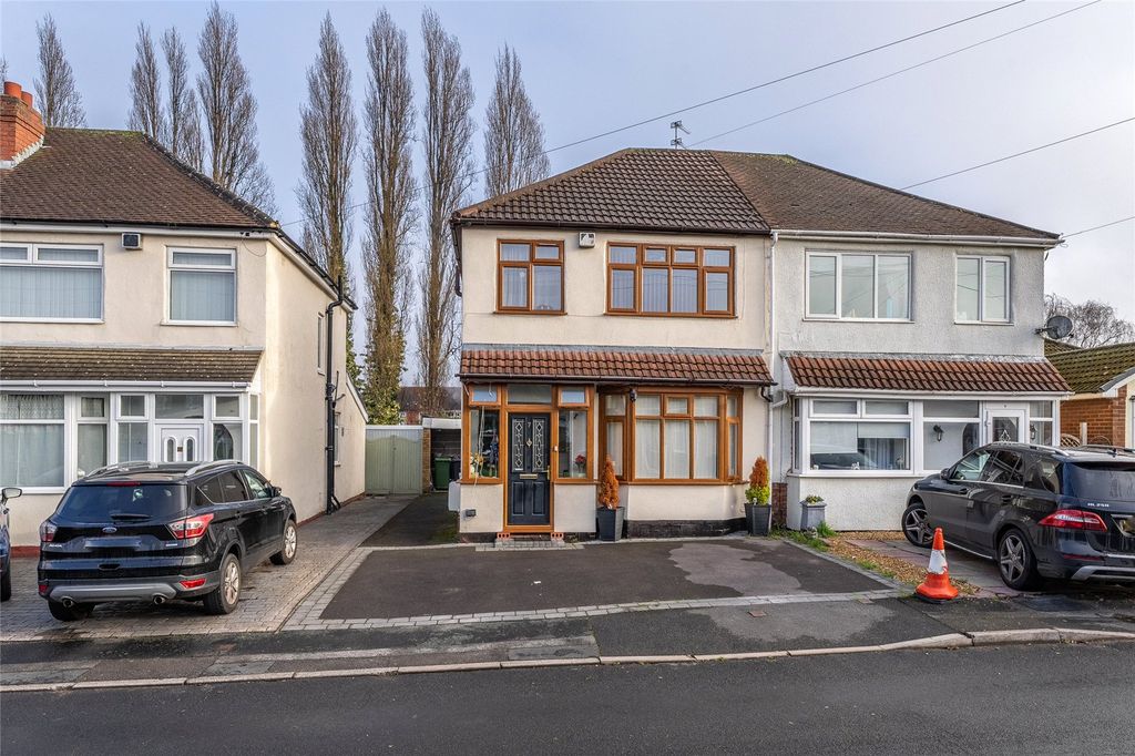 Property photo 1 of 35 Picture No. 18