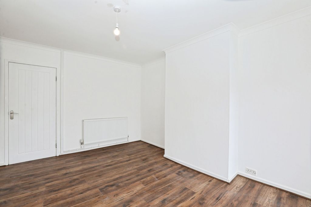 Property photo 2 of 21 Pbox-Img.Jpg