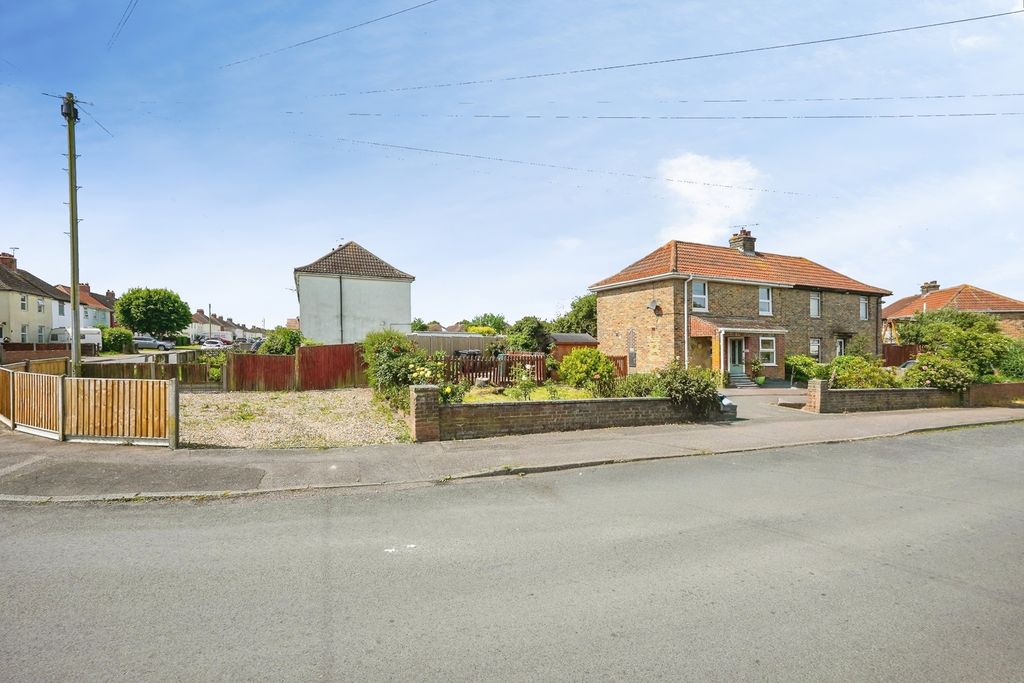 Property photo 1 of 25 Pbox-Img.Jpg