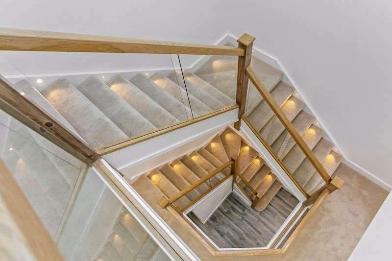 Additional image 25 of 4 bed semi-detached house for saleHurst Road, East Molesey KT8