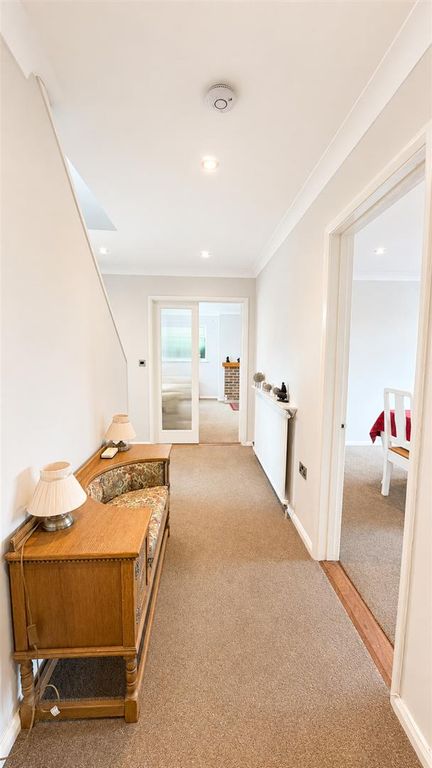 Property photo 3 of 26