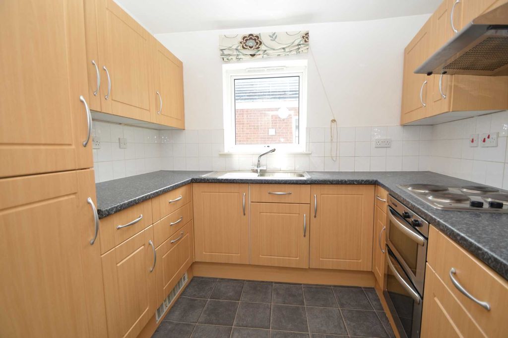 Property photo 1 of 5