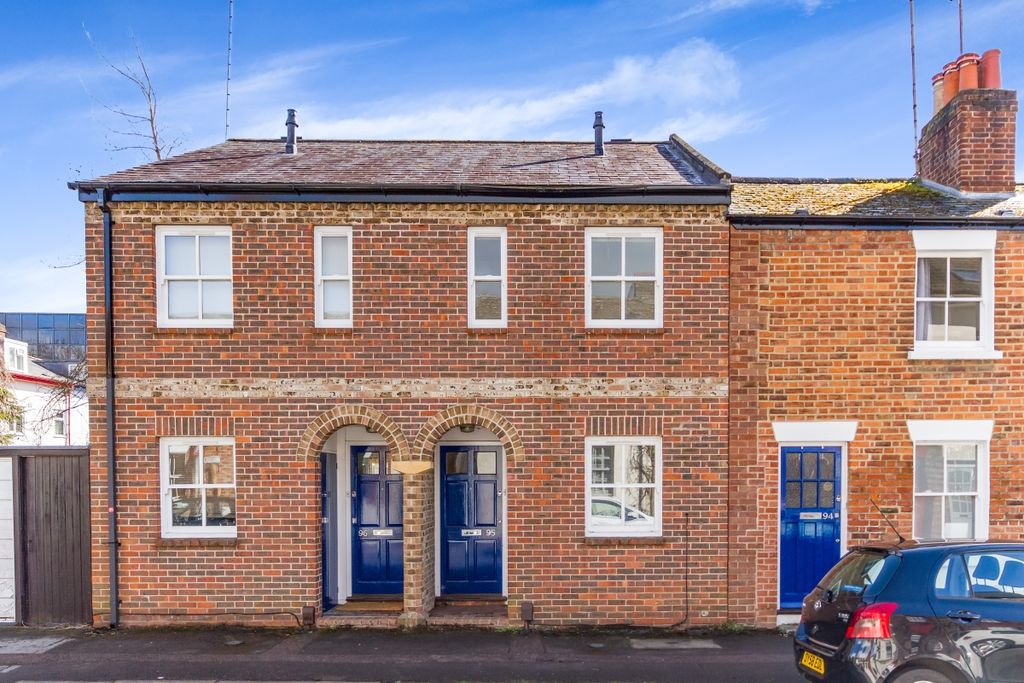 Property photo 2 of 9 89498