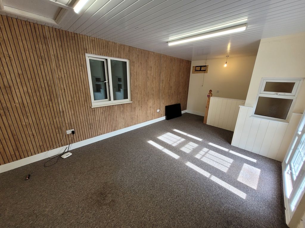 Property photo 3 of 5 Photo 3