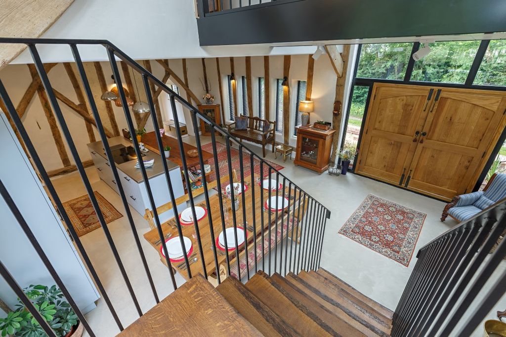 Property photo 3 of 26 230627-Threshingbarn-016