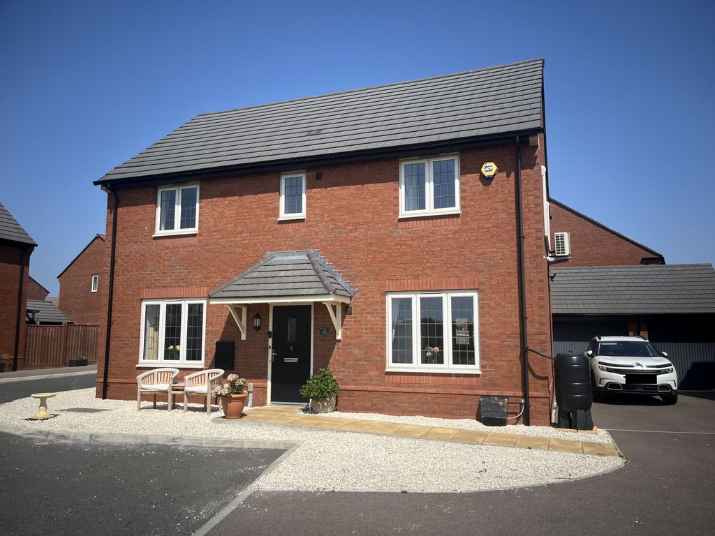 Property photo 1 of 25 4Â Bedroom Detached For Sale