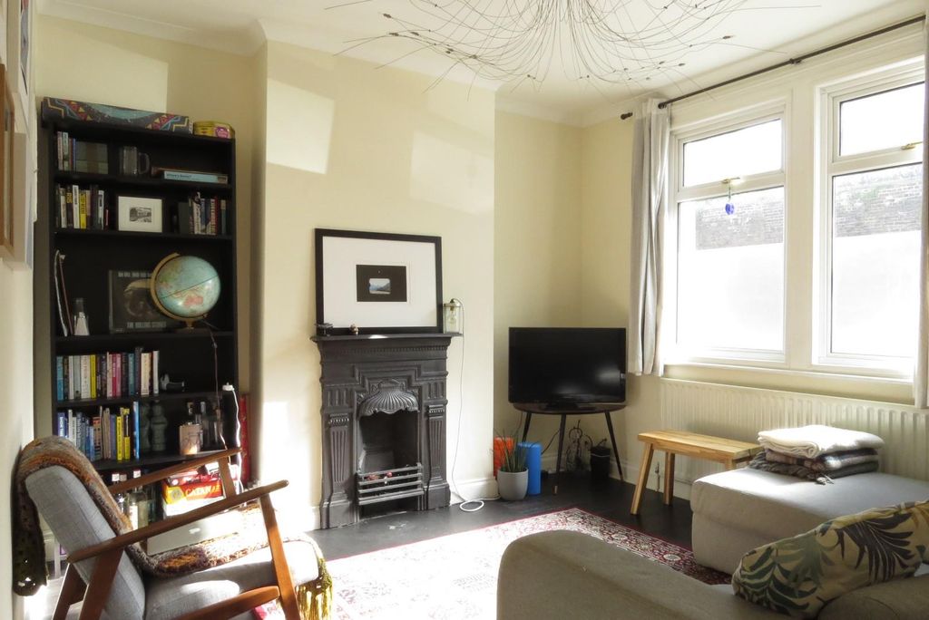Property photo 1 of 7 1.Jpg