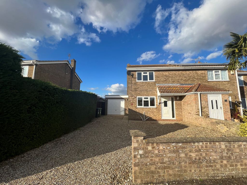 Property photo 2 of 9 Front