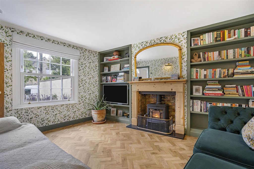 Property photo 3 of 25 27_56229.Jpg