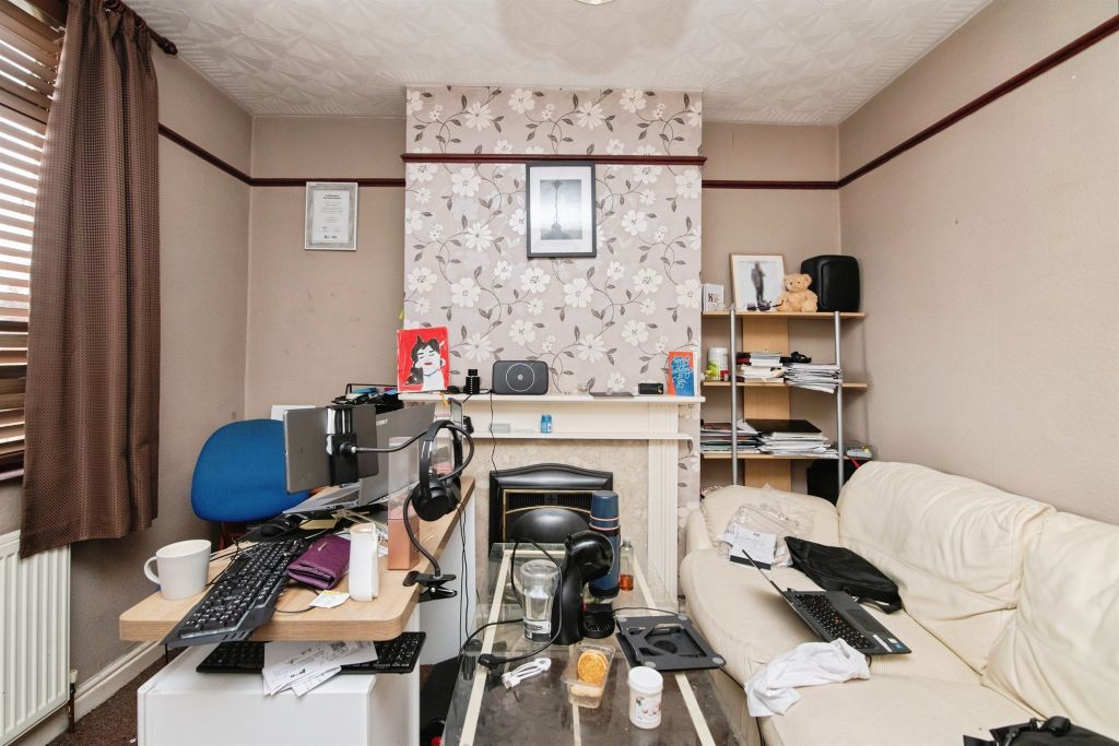 Property photo 3 of 17