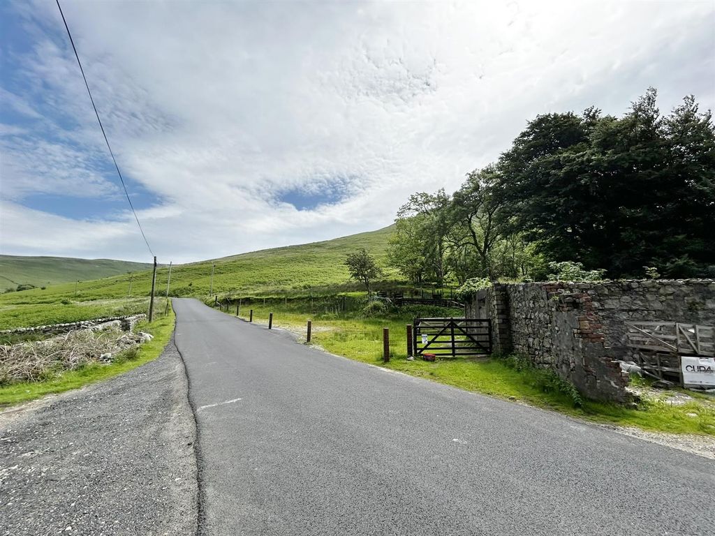 Property photo 1 of 19 Ballarie Building Plot