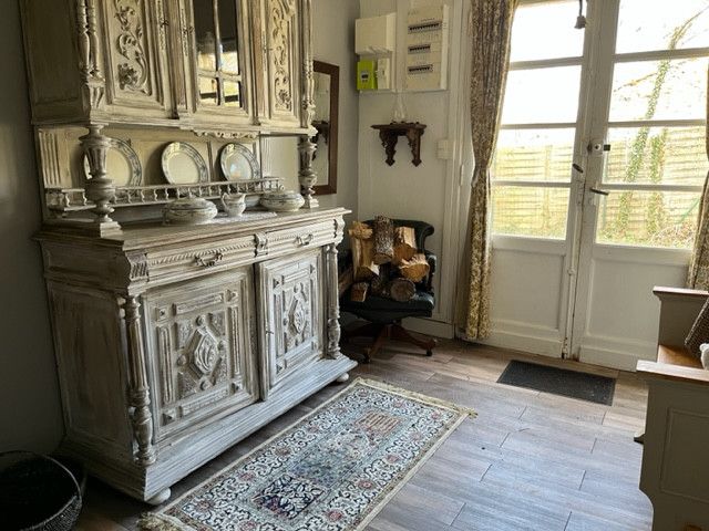 Property photo 2 of 3