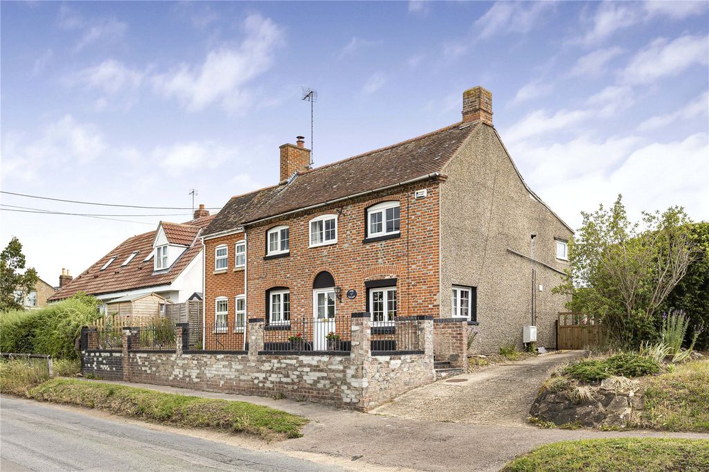 Property photo 1 of 31 Picture No. 18