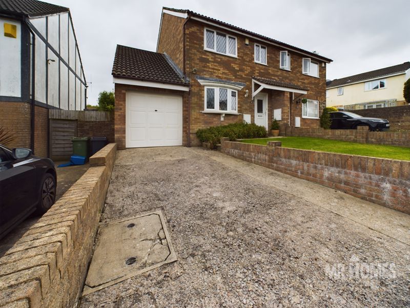 Property photo 2 of 33 Photo 1