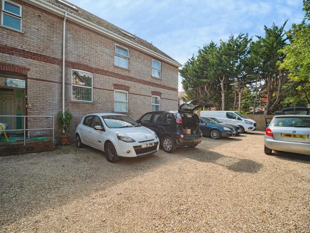 Property photo 2 of 11 Pbox-Img.Jpg
