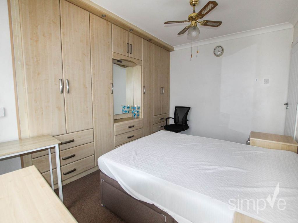 Property photo 3 of 8 Img_5501
