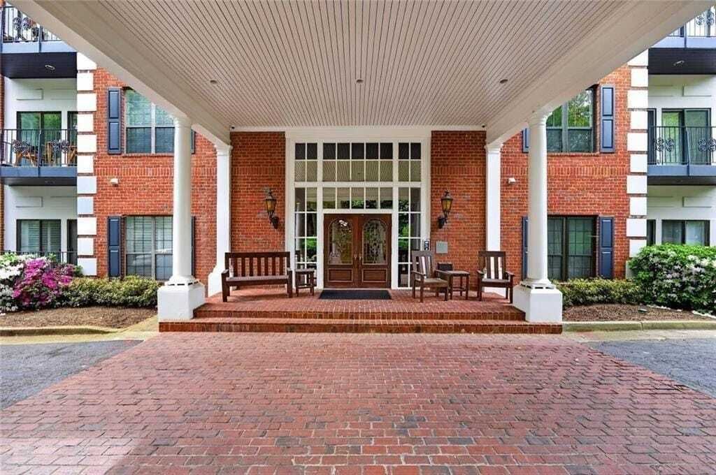 Property photo 1 of 27