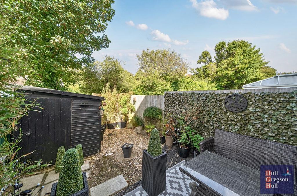 Property photo 2 of 21 A2Ef839E-c0c3-4B0F-9321-Ca8B99F1A04c.Jpg