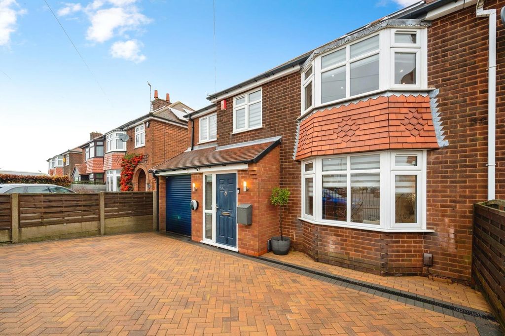 Property photo 1 of 20 Front Elevation