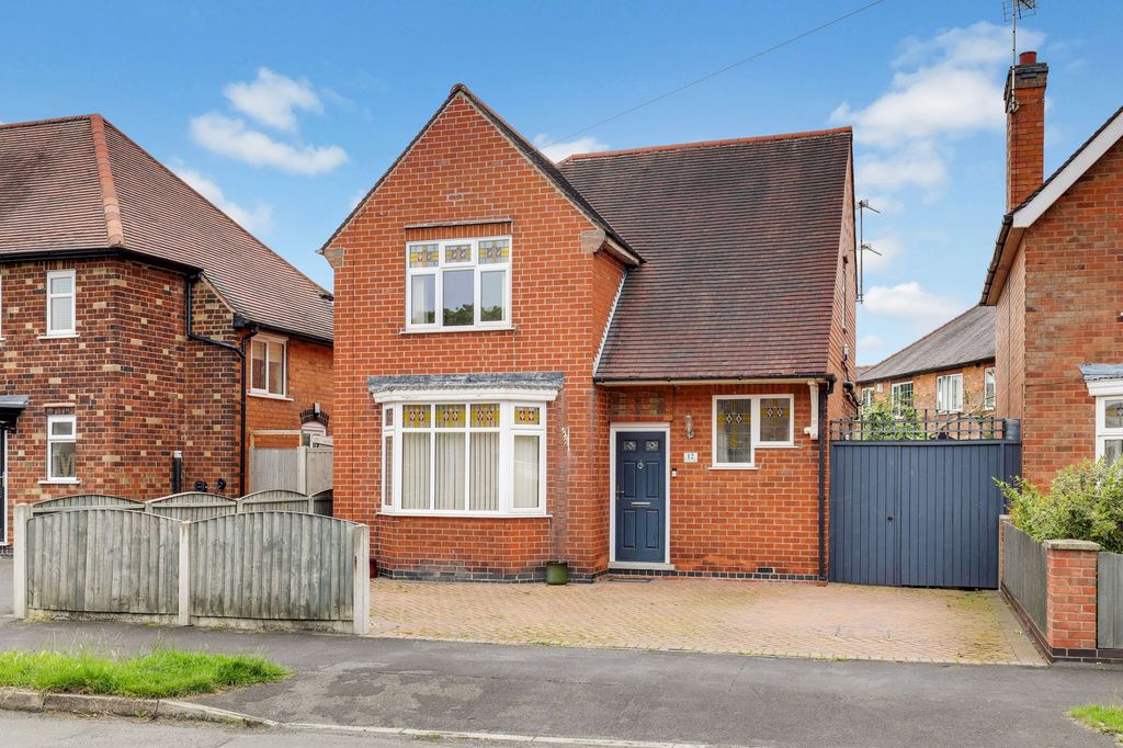 Property photo 1 of 13