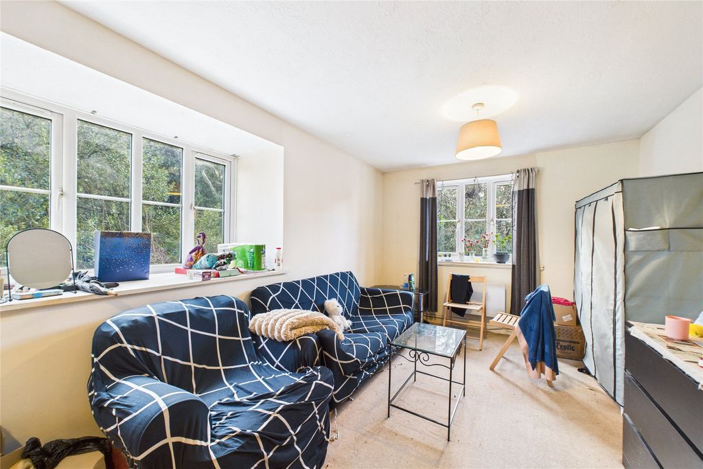 Property photo 2 of 6 Picture No. 01