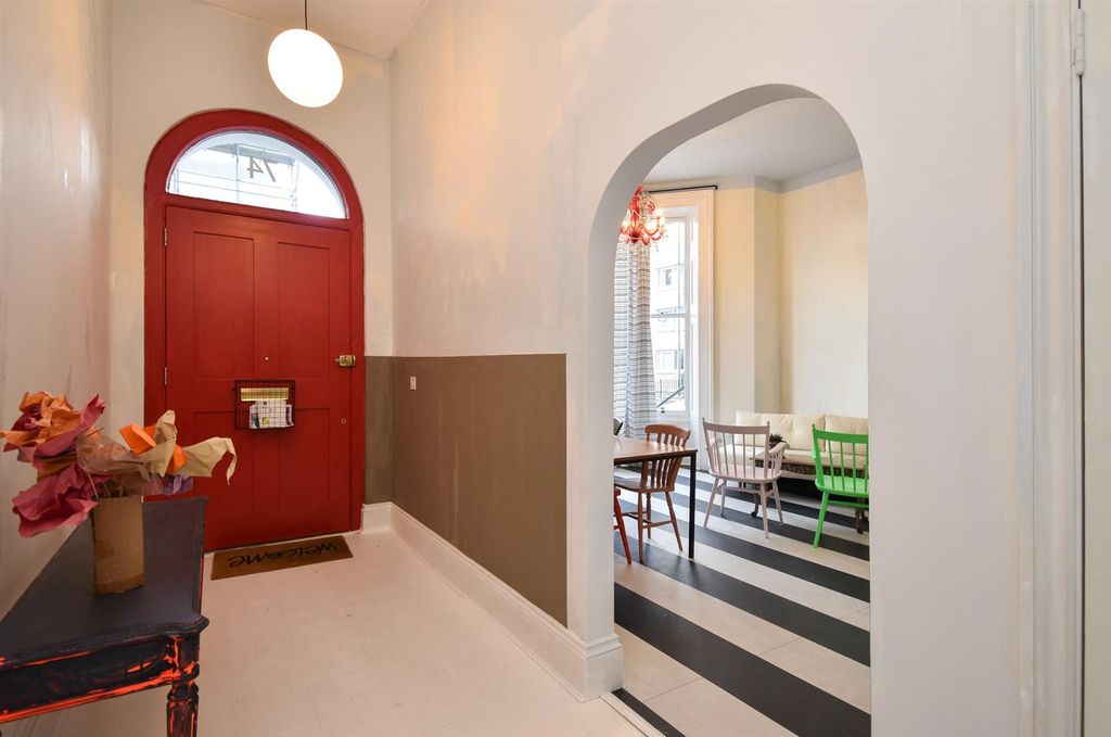 Property photo 2 of 15 Entrance Hallway