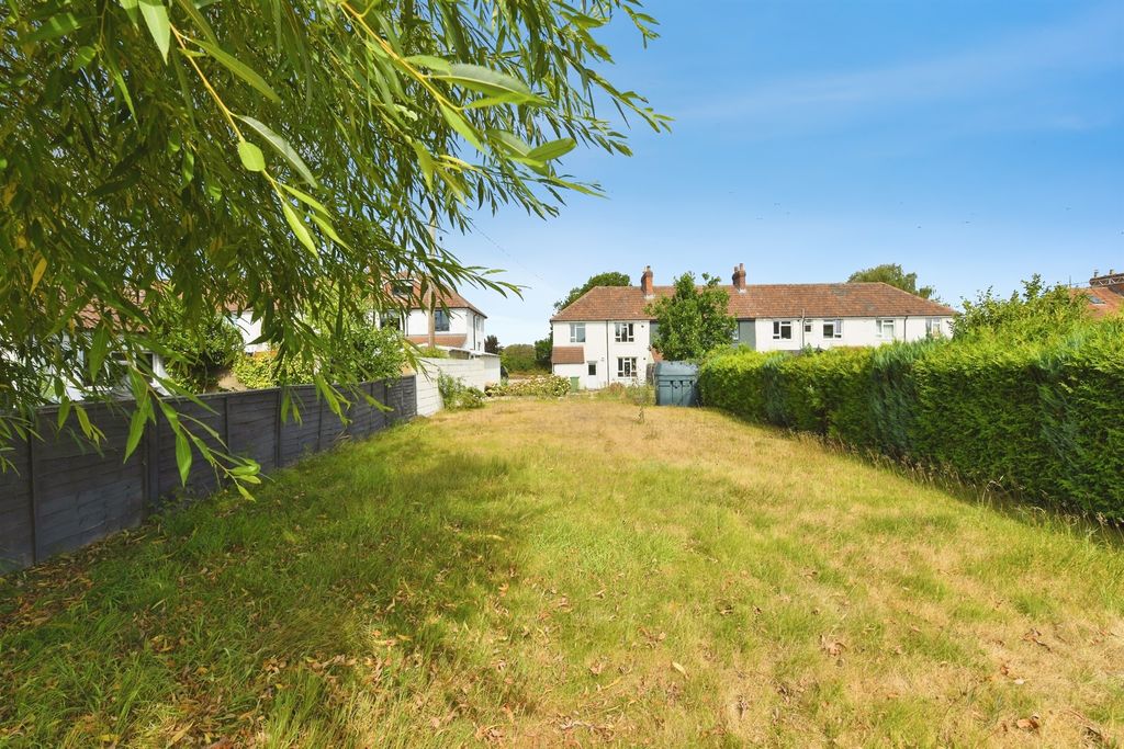 Property photo 3 of 15