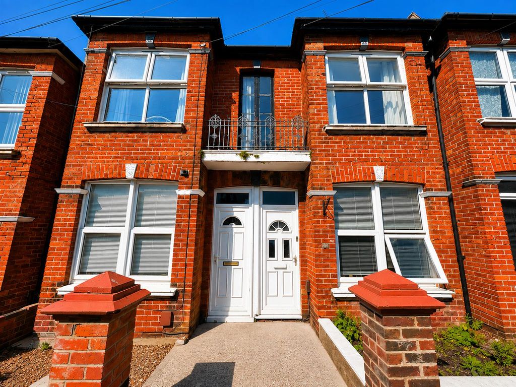 Property photo 2 of 20 72.Png
