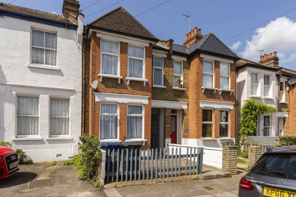 Property photo 2 of 11