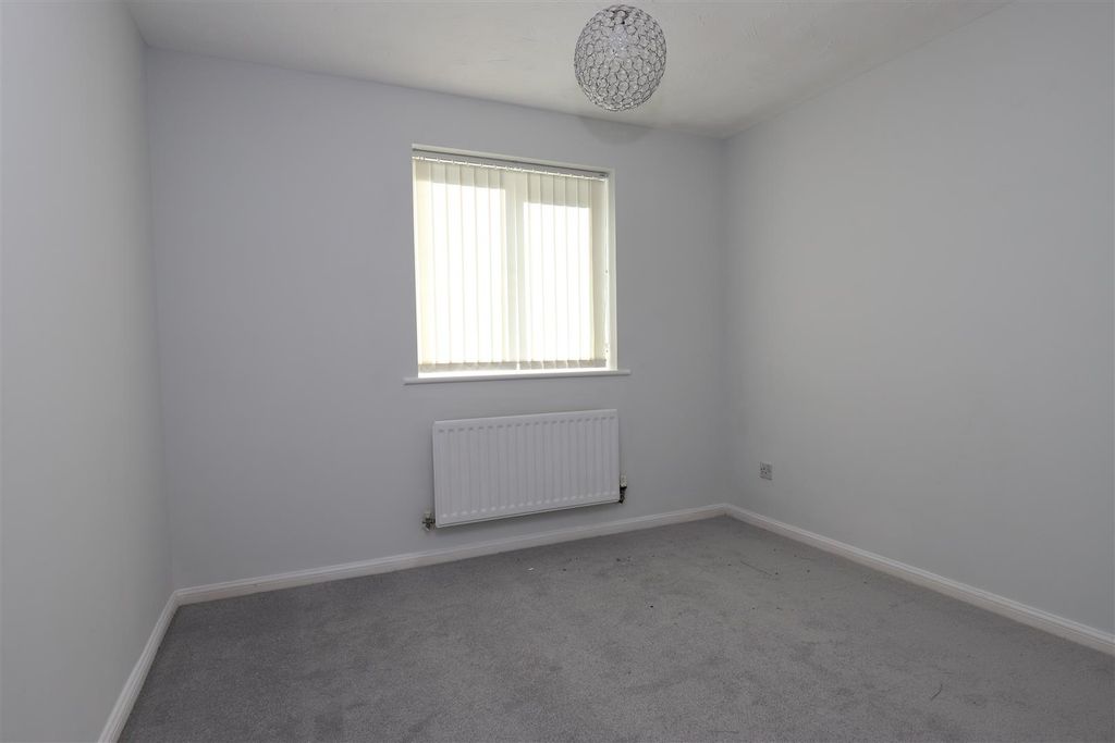Property photo 3 of 12 Img_1804.Jpg