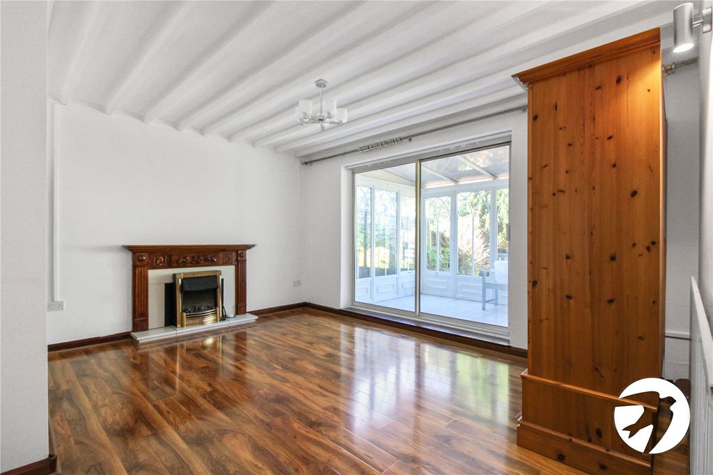 Property photo 3 of 13 Living Room